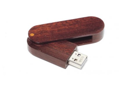 Productfoto: USB Stick Twister Walnoten Hout